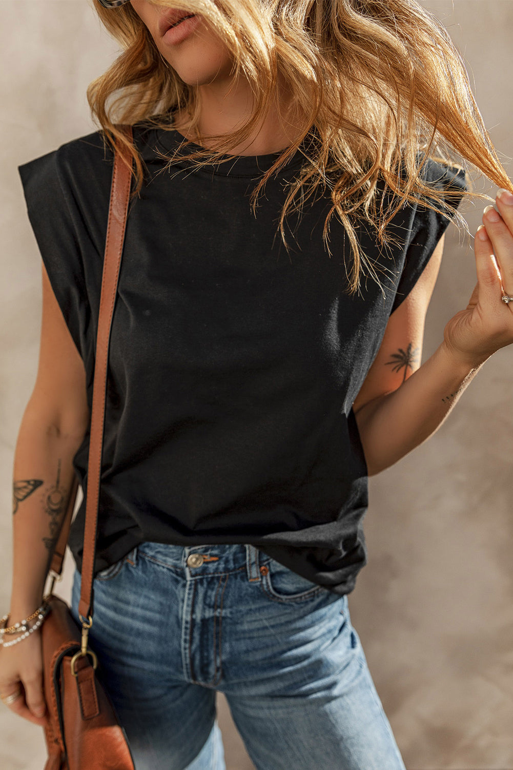 cuffed armhole loose tank top