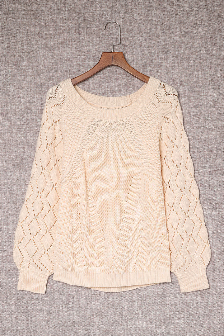 Schicker beigefarbener Strickpullover mit Hohlsaum und Puffärmeln