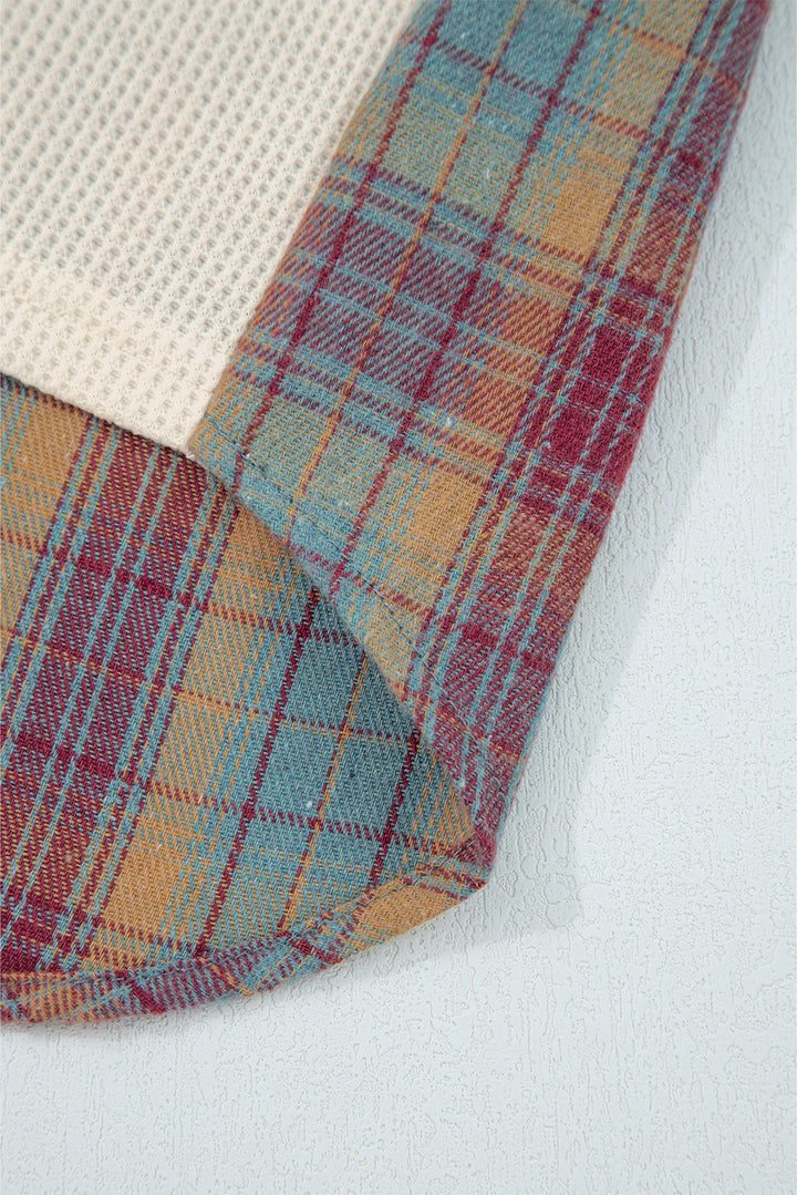 Henley-Strickoberteil mit Waffelstreifen und Karomuster im Patchwork-Stil