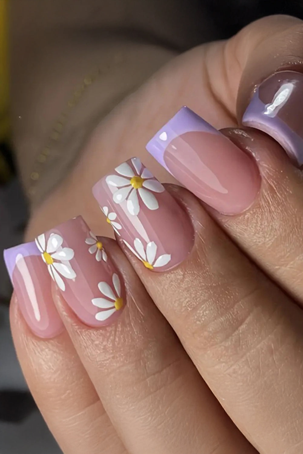 24 Stück quadratische Nagelaufkleber mit Blumen-French-Tip
