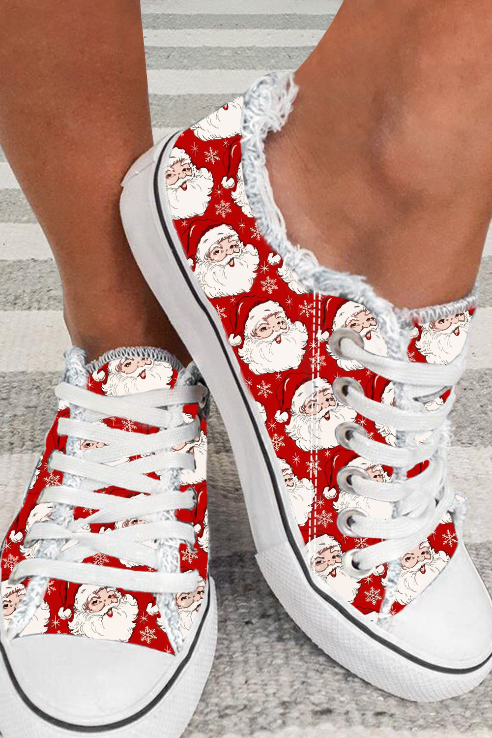 Flache Segeltuchschuhe mit Weihnachtsmann-Schneeflocken-Print
