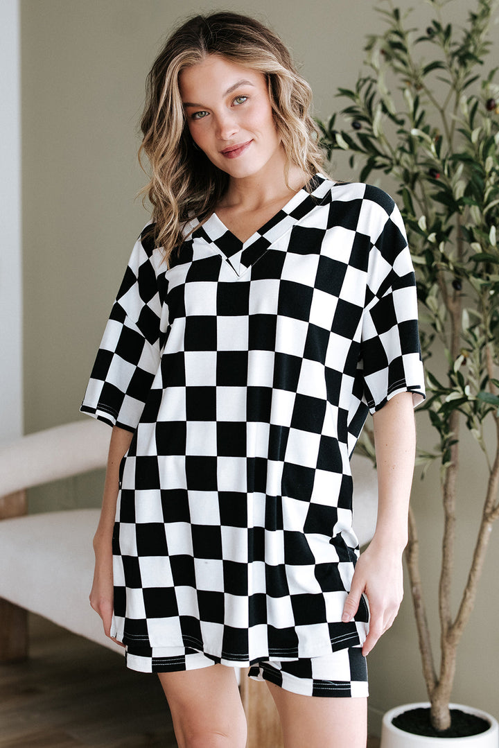 checkerboard print v neck loose tee and shorts lounge set
