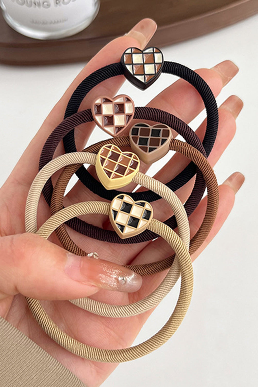 5 Stück/Set hochelastisches Haargummi mit kariertem Herzdekor