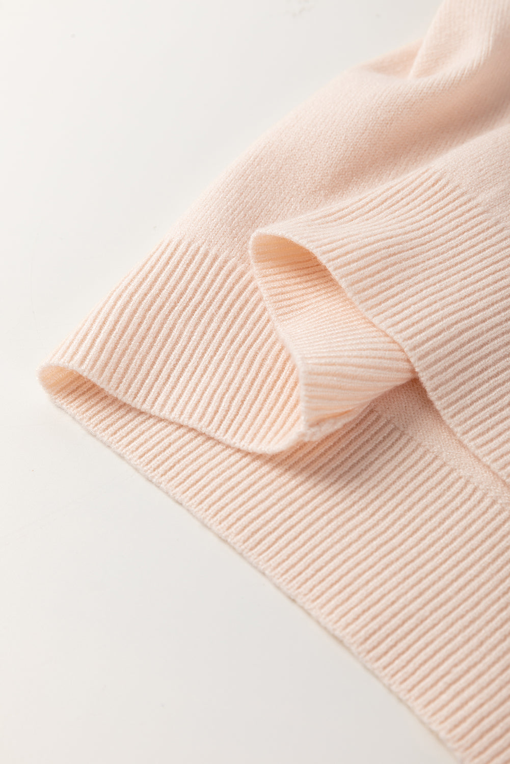 Schicker Dolman-Kurzarmpullover mit Perlenschleife