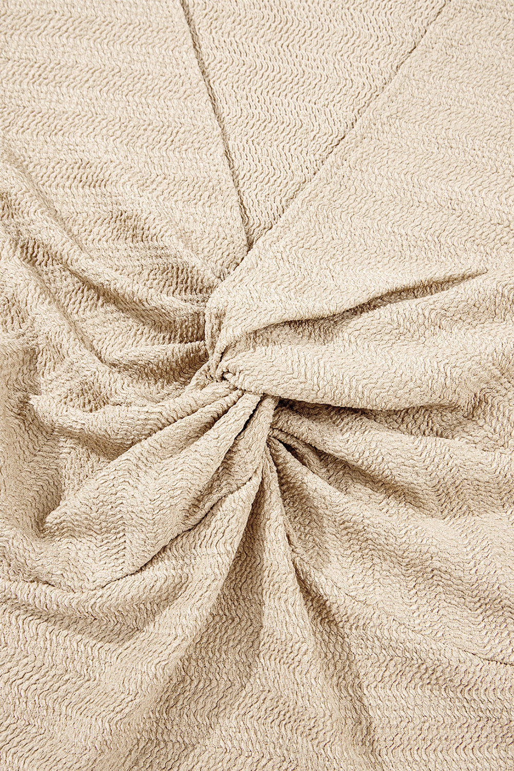 Helles Khaki-Oberteil mit V-Ausschnitt, langen Ärmeln und schmaler, einfarbiger Optik