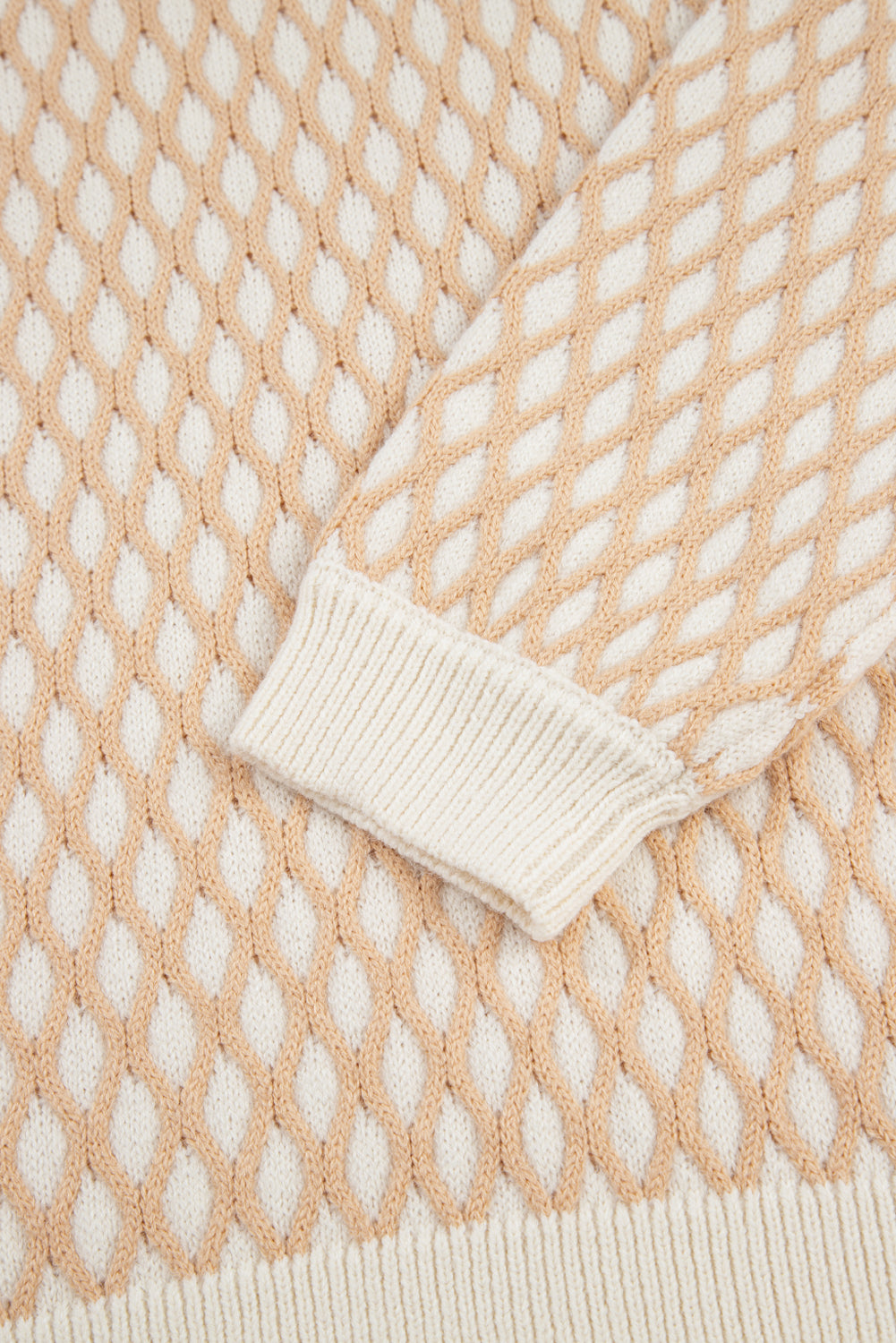 Rhombus Textured Knit Mock Neck Sweater