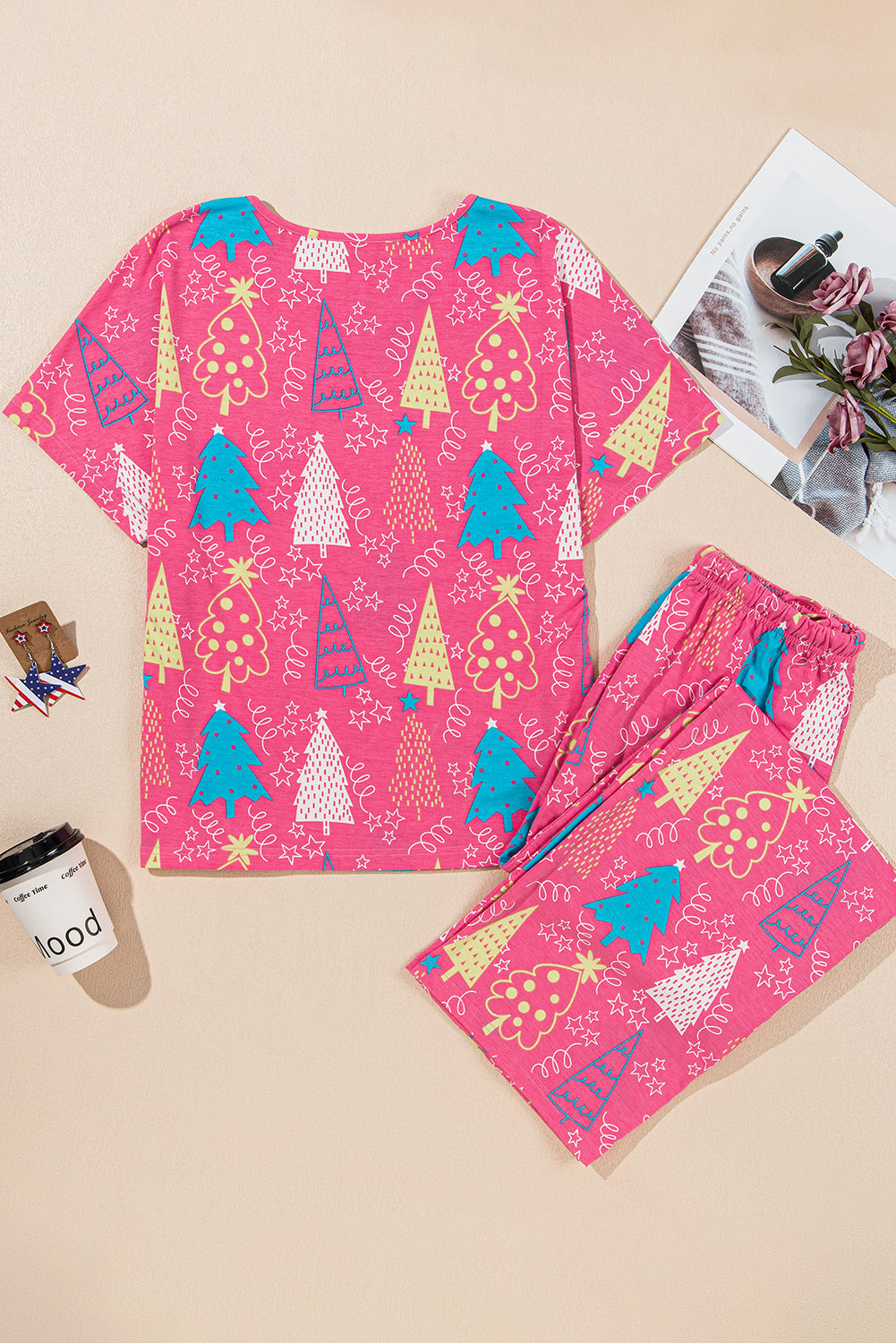 christmas tree print v neck tee and pants lounge set 1
