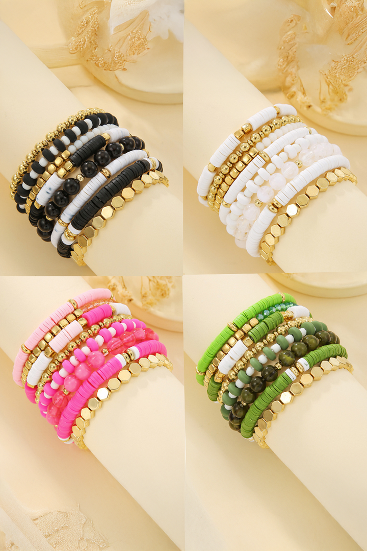 8-teiliges Set mit elastischen Perlenarmbändern mit Valentinstags-Vibe