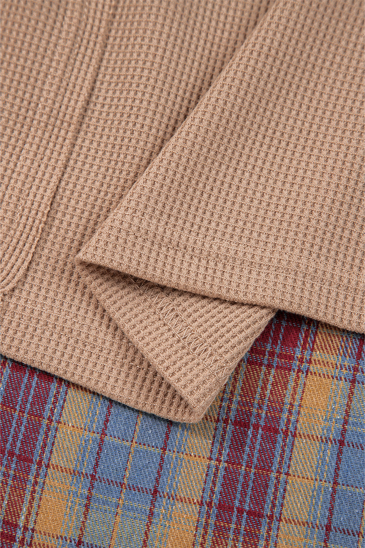 Strohgelbes Henley-Stricktop mit Waffelstreifen und Karomuster