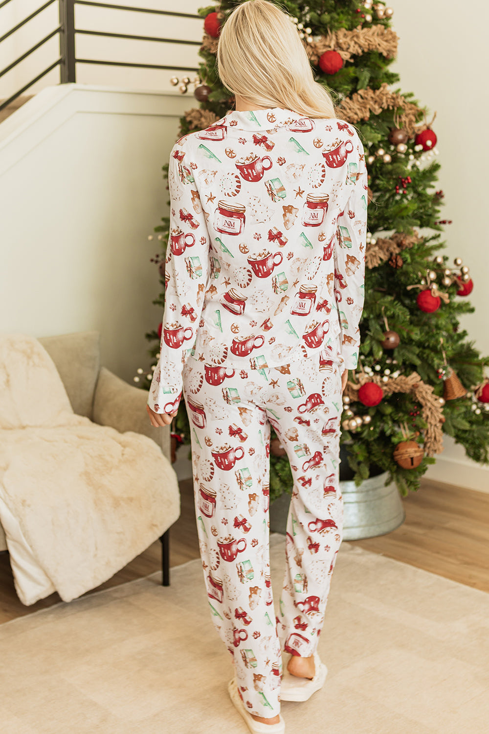 christmas pattern long sleeve shirt and pants pajama set