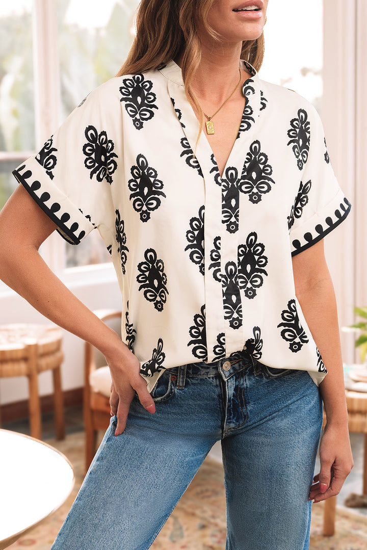 Geometric Print Short Sleeve V Neck Blouse