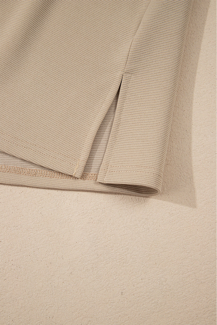 Contrast V Neck Ruffled Textured Knit Top