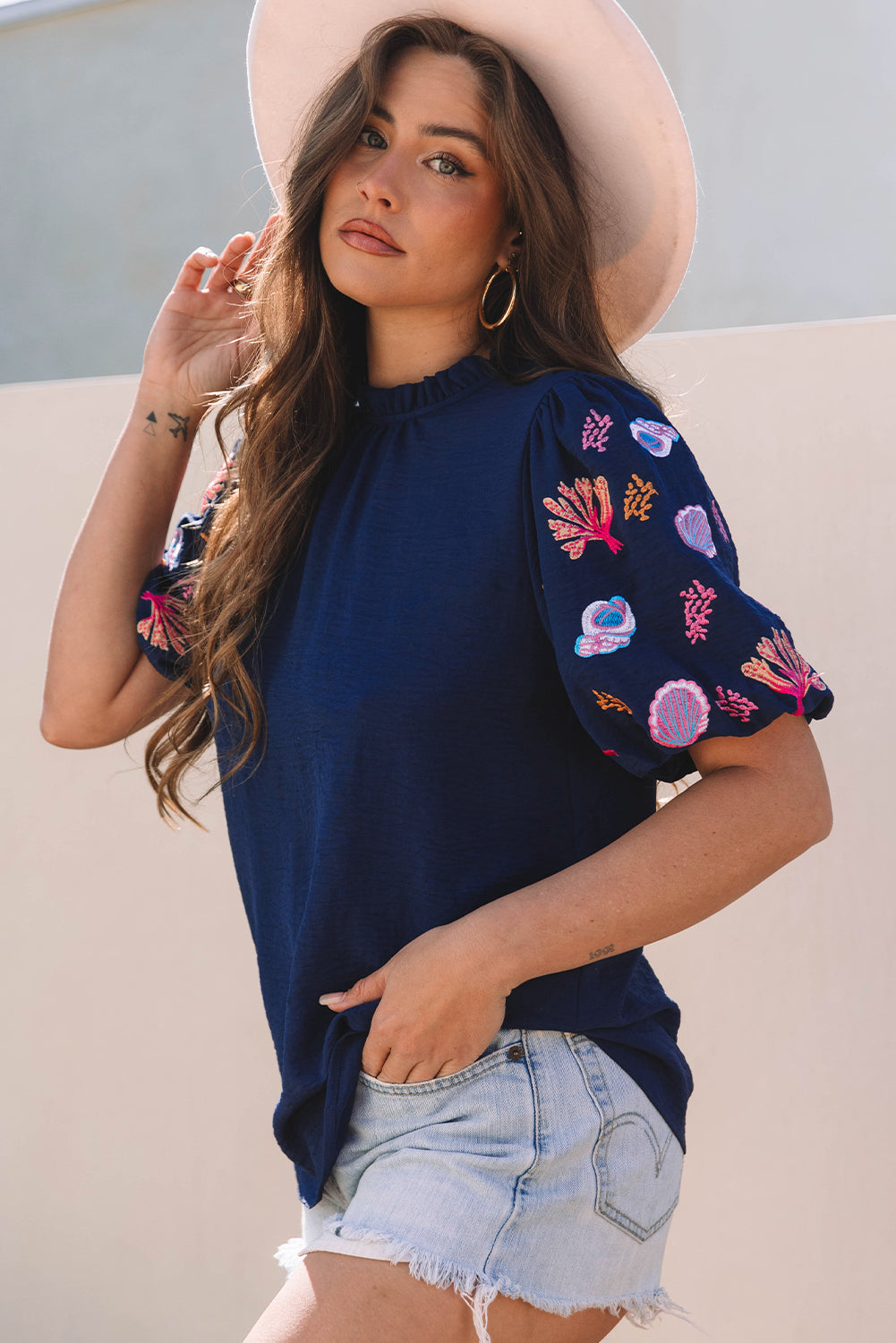 Shellfish Coral Embroidery Puff Sleeve Frilled Neck Blouse