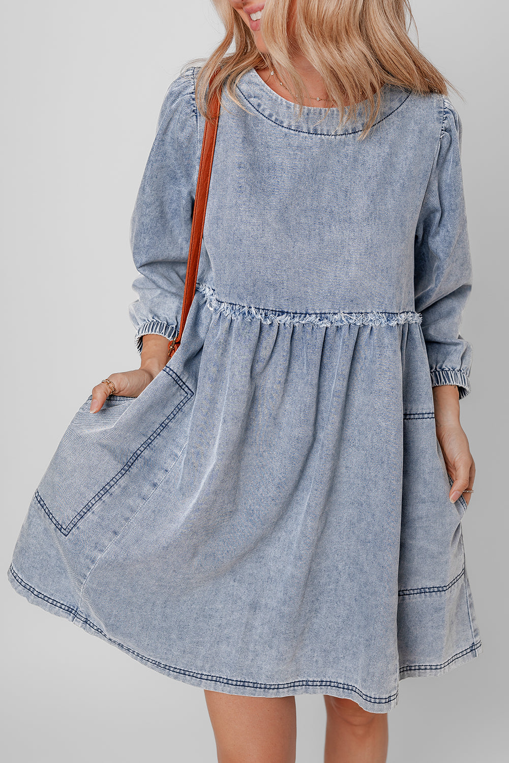 loose fitting denim dress Light Wash High Waist Fit Mini – ModeShe 25.1 The measurement of Color:White Pearl Satin / French Blue Satin color-family:BLACK Green Summer Dresses |