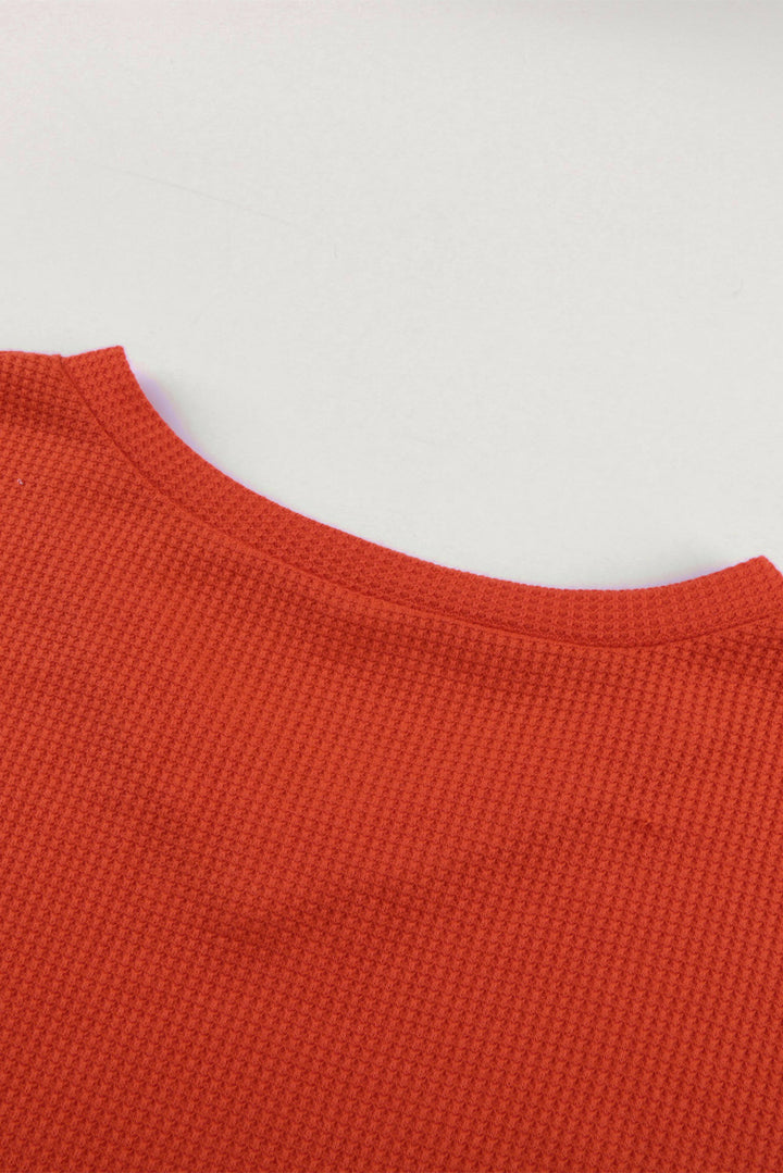 Rotes, langärmliges Oberteil mit V-Ausschnitt, Laternenärmeln, Leopardenstreifen