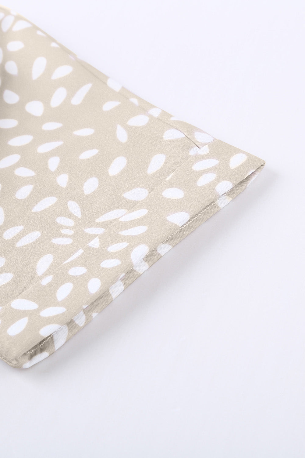 Haut tunique chic à manches retroussées et col en V imprimé animal Chloe abricot