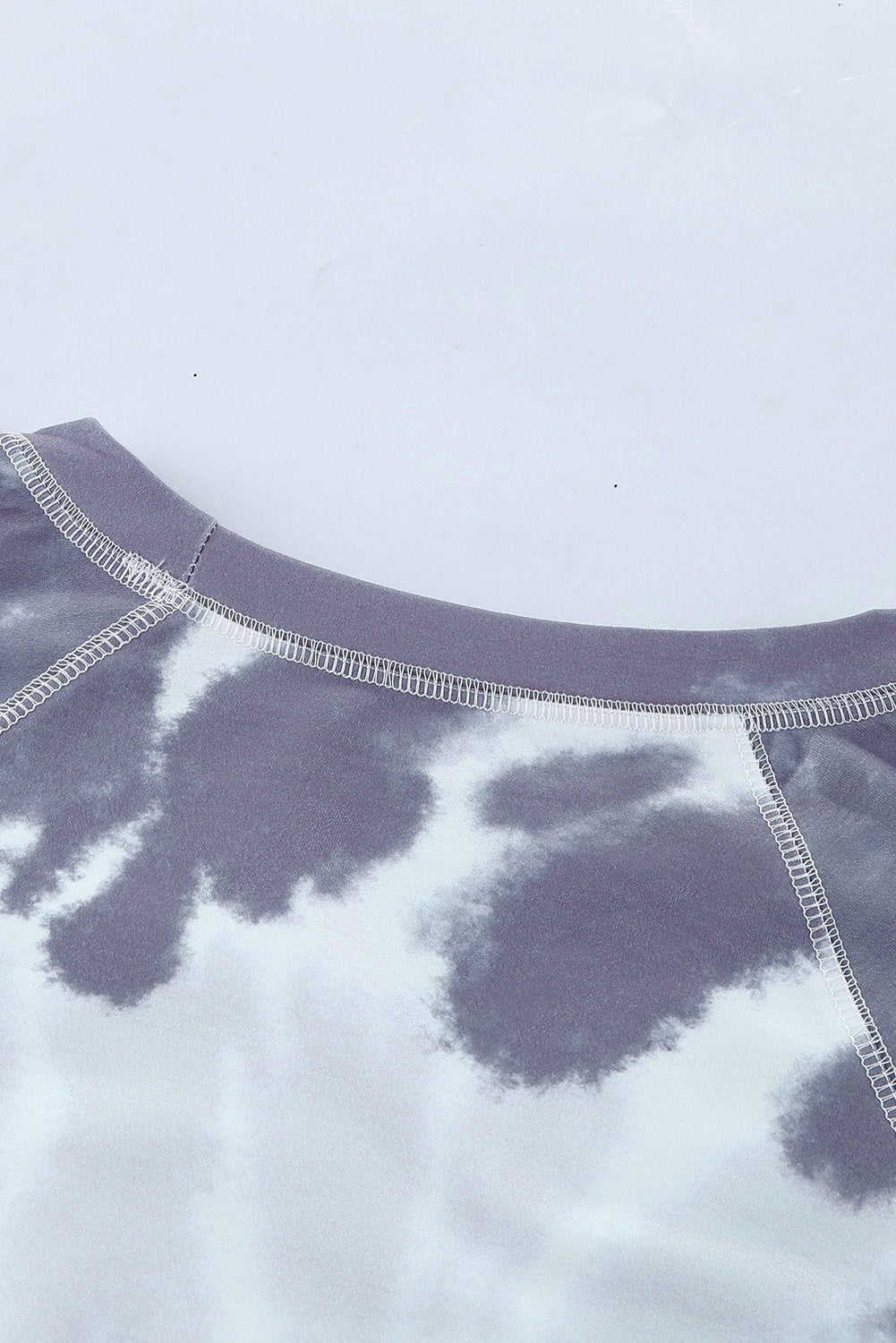 Mehrfarbiges, lockeres, lässiges Sweatshirt mit Ombre-Batikmuster