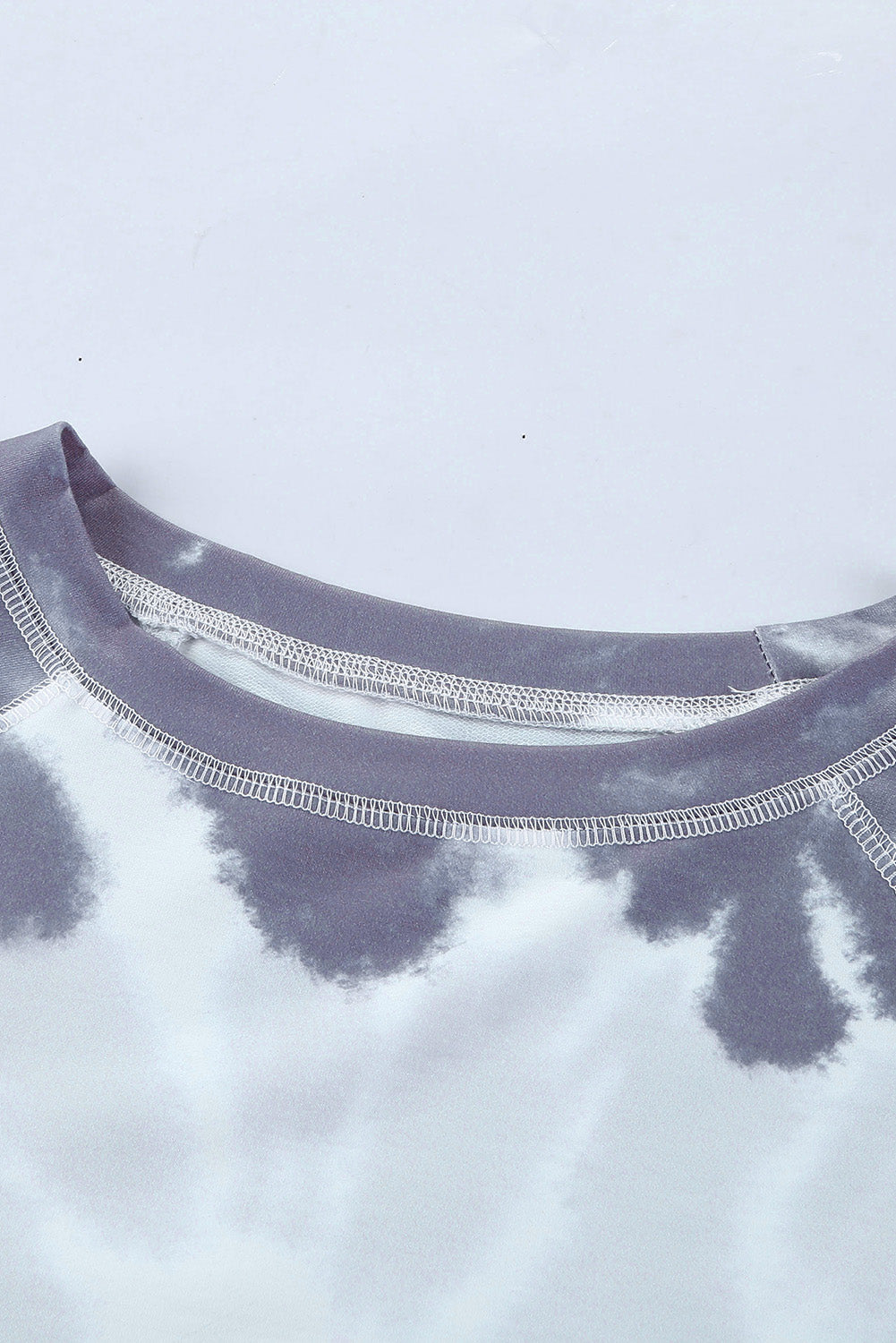 Mehrfarbiges, lockeres, lässiges Sweatshirt mit Ombre-Batikmuster