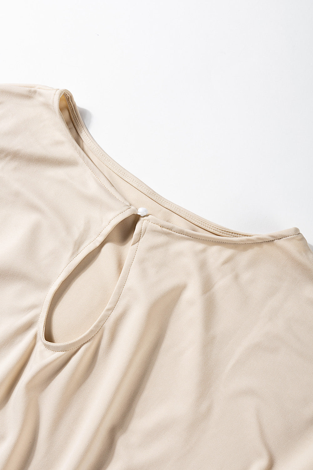 Aprikosenfarbener „Oh So Glam“-Jumpsuit mit weitem Bein und Gürtel