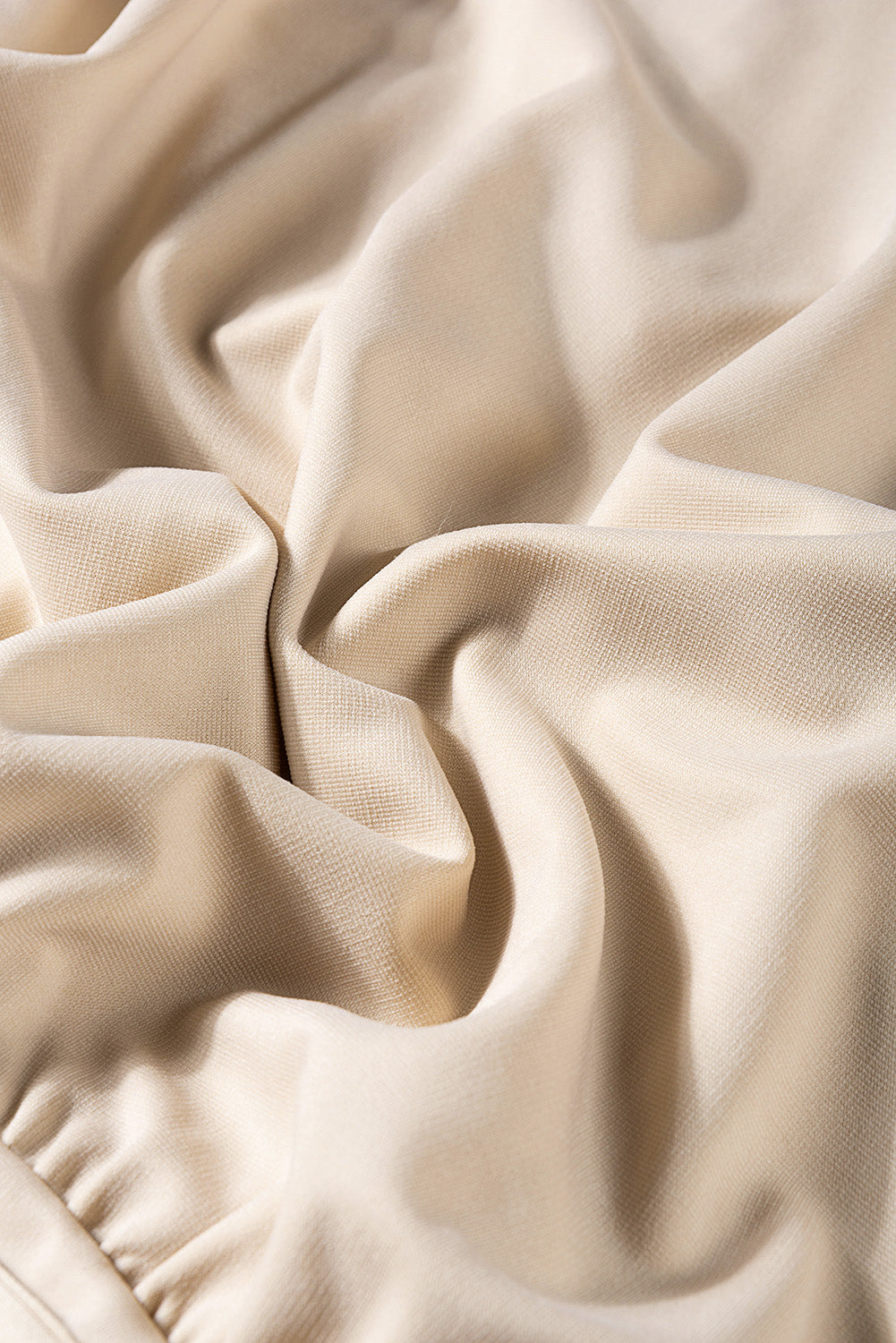 Aprikosenfarbener „Oh So Glam“-Jumpsuit mit weitem Bein und Gürtel