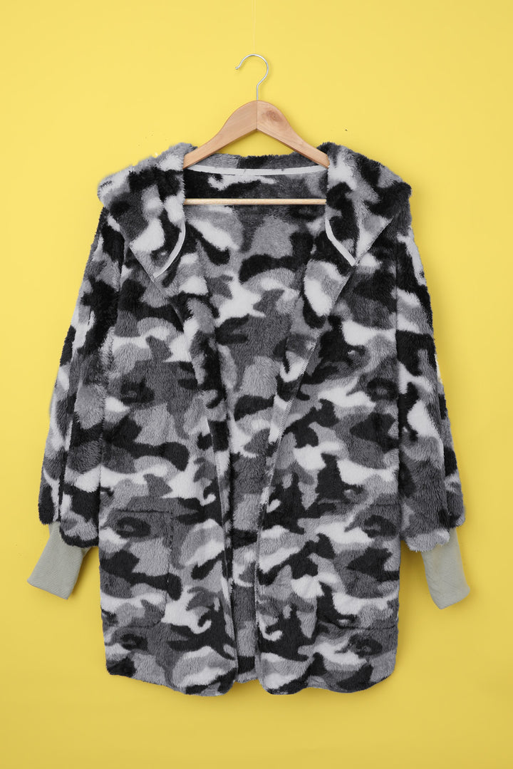 Fleecemantel mit Kapuze und Camouflage-Muster