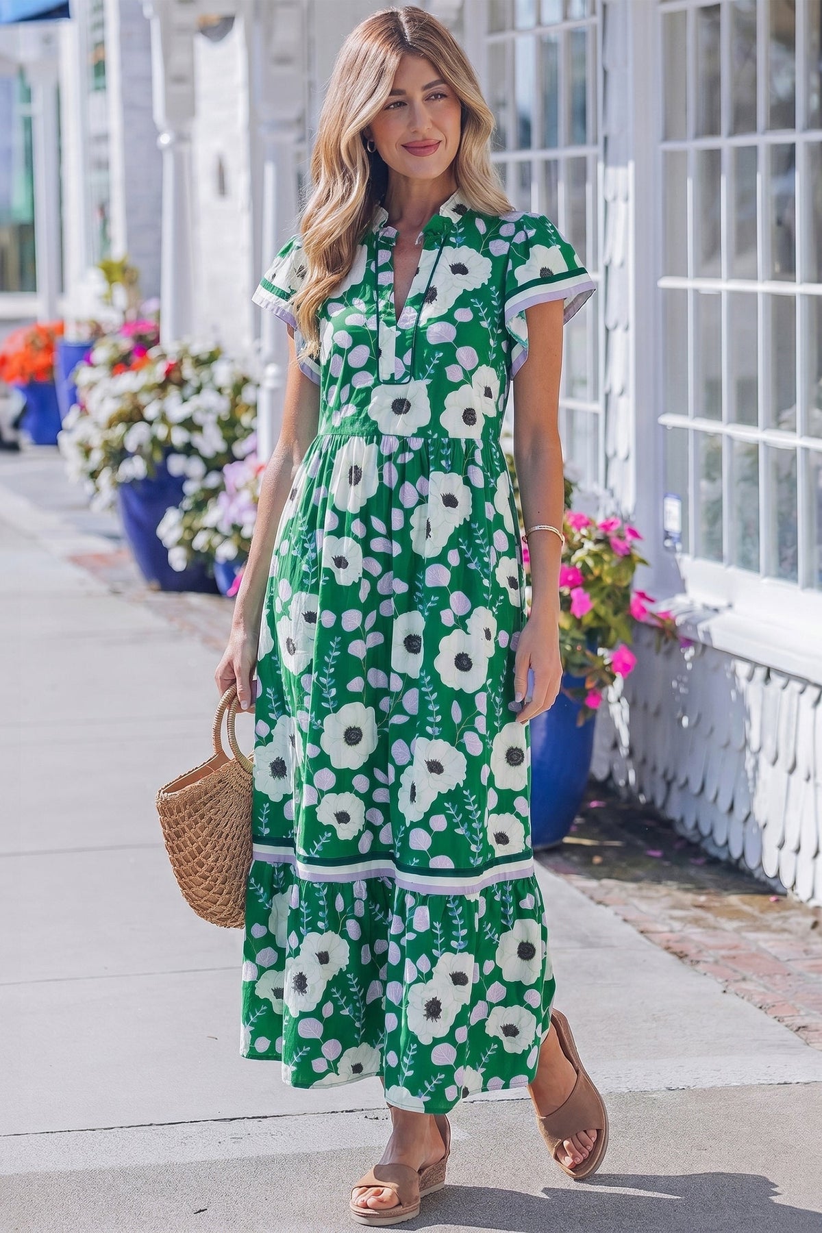 How to Choose the Right Dress Color for Your Skin Tone