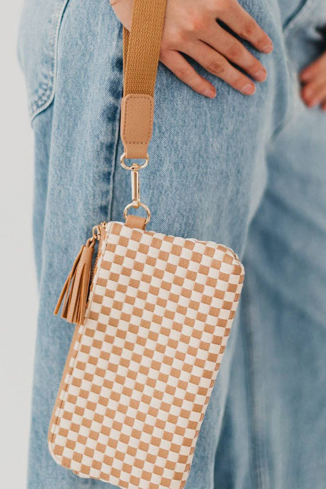 Chestnut Checkered  Woven Clutch Wristlet PU Leather Large Size Patterned Wallet