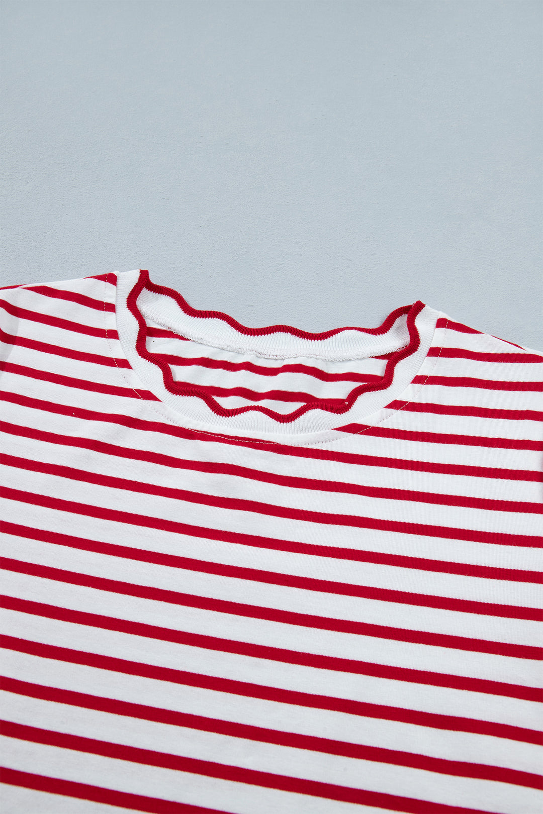 Cute Red Stripe Scallop Trim Casual Top 2pcs Short Set