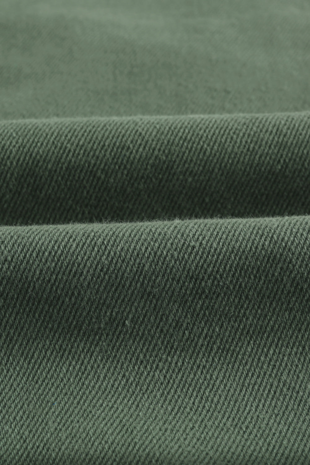 Veste en jean déchirée