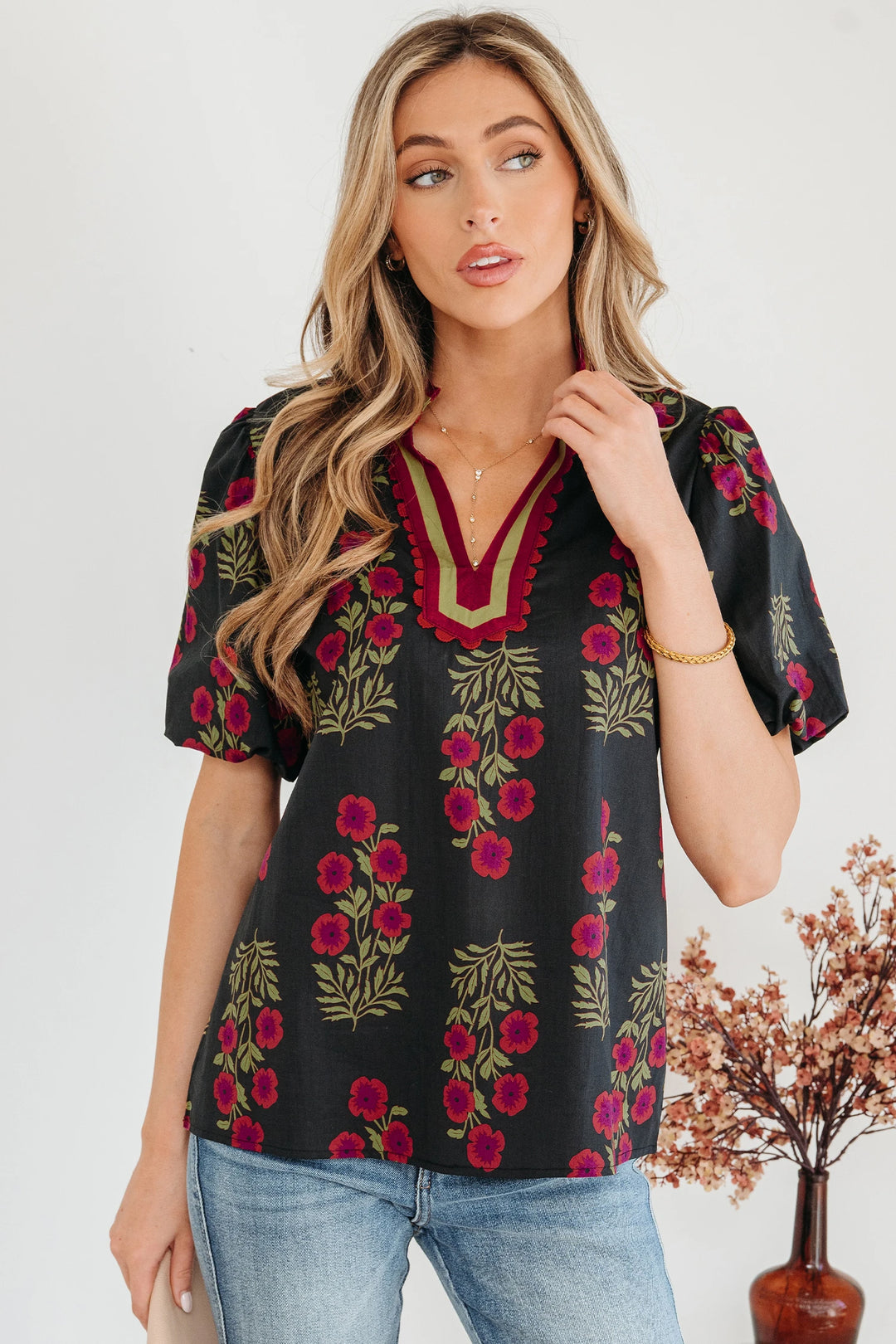 Floral Short Bubble Sleeve Contrast Slit Neckline Blouse