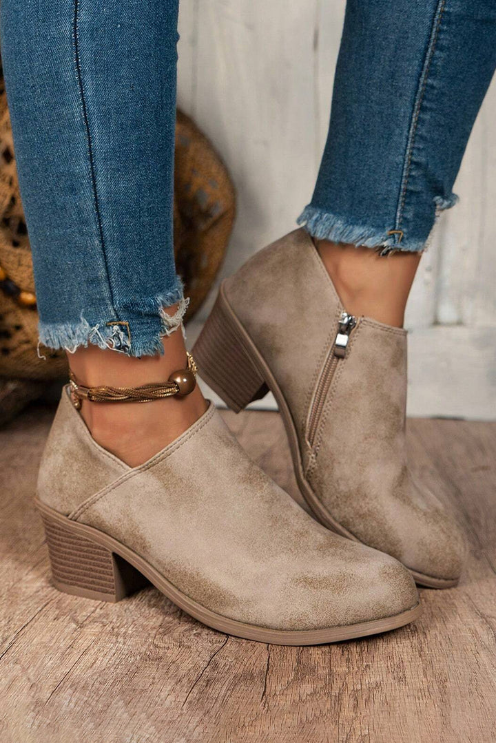 Tulip Opening Suede Ankle Boots