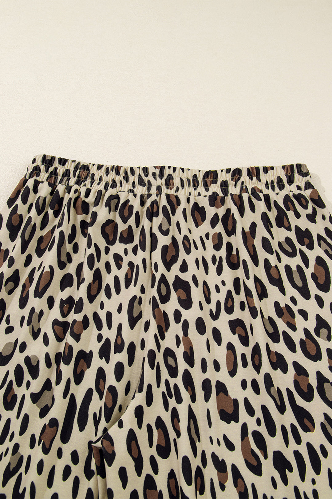 Khaki Exposed Seam Patched Pocket Plus Size Drawstring Leopard Wide Leg Pants