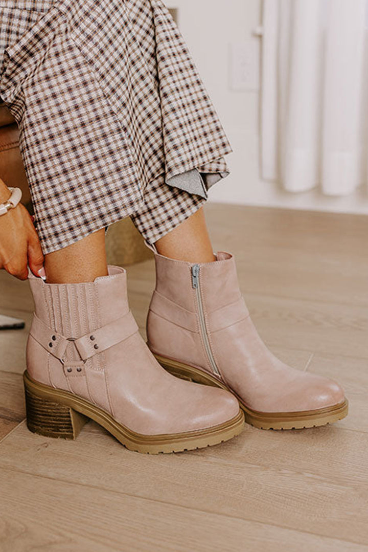 Bottines à talons épais avec fermeture éclair et anneaux