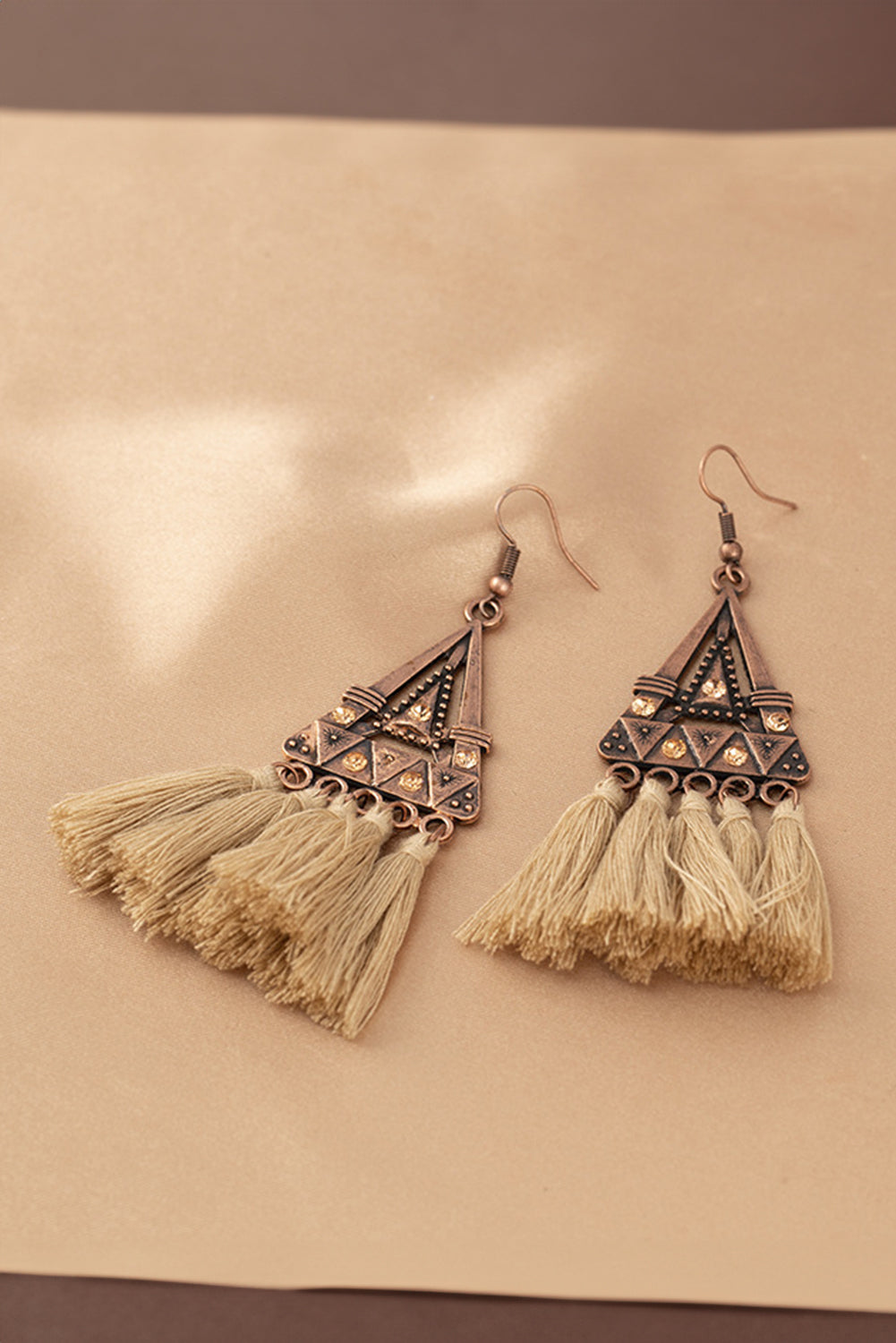 Boucles d'oreilles Boho Triangle en métal à pompons