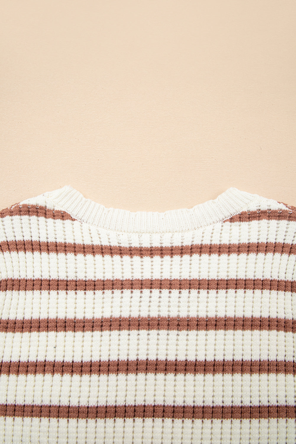 Scalloped Round Neck Short Sleeve Sweater
