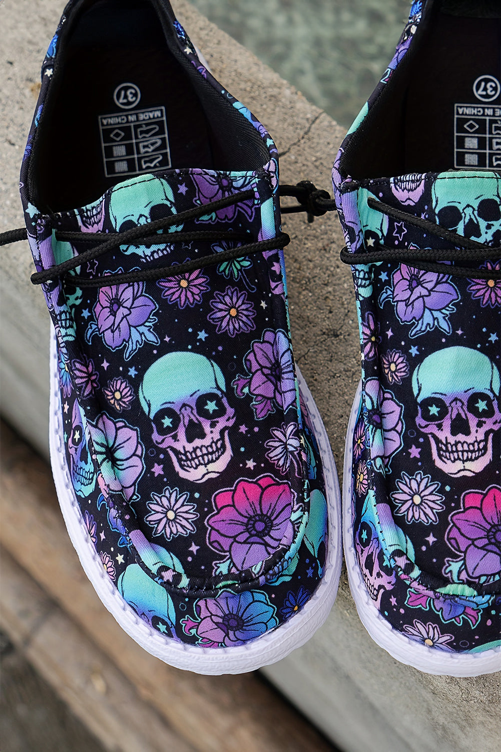 Sugar Skull Print Lace-up Detail Halloween Flat Shoes