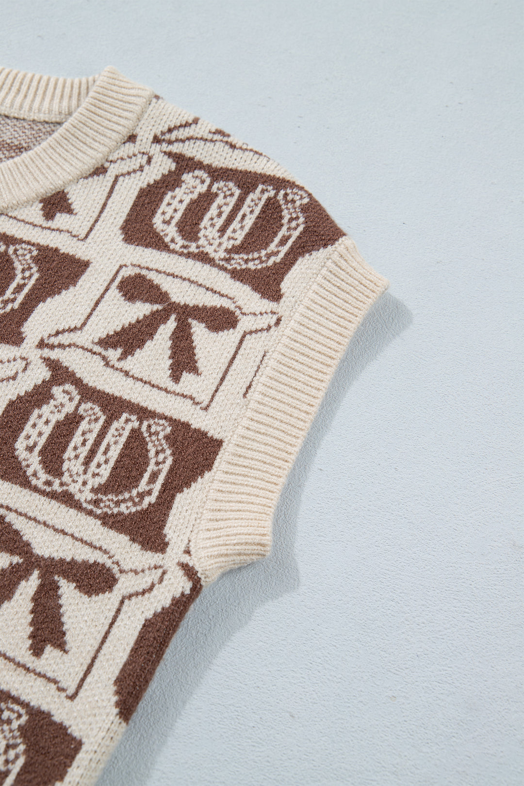 Brown Western Horseshoe Bow Pattern Sleeveless Knit Sweater