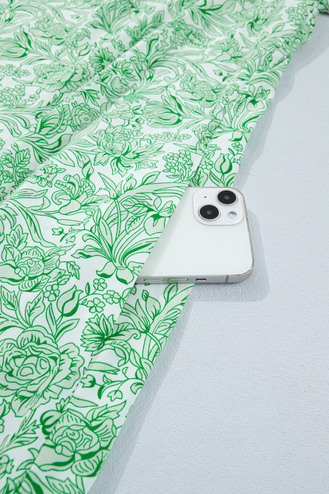 Green Contrast Trim Flutter Sleeve Floral Kaftan Plus Size Maxi Dress