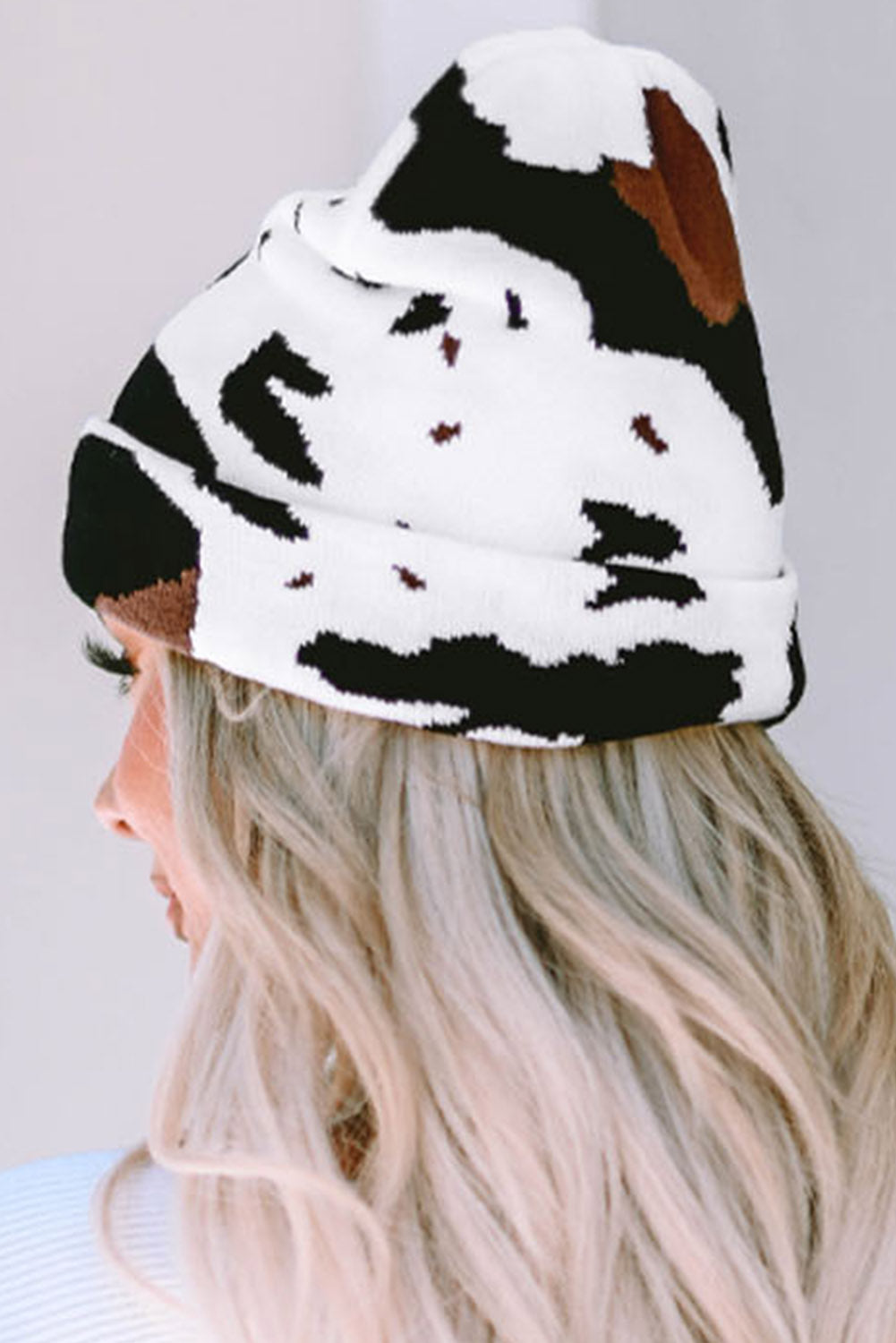 Warme Beanie-Mütze mit Kuhflecken-Print