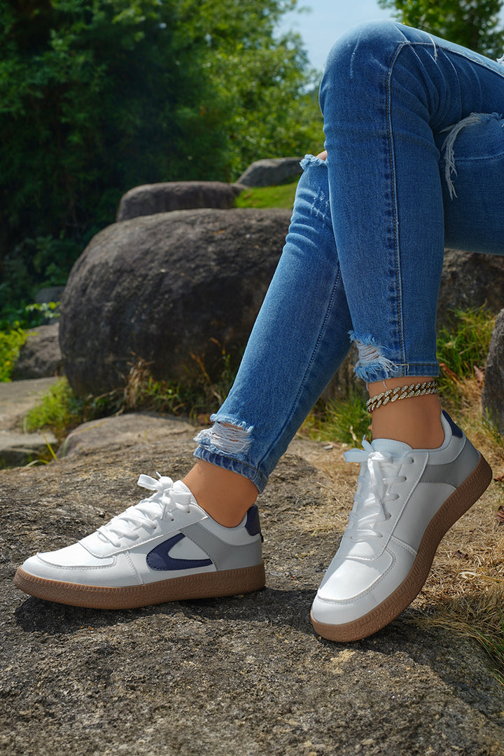 Schnür-Sneakers aus PU-Leder mit Farbkontrast
