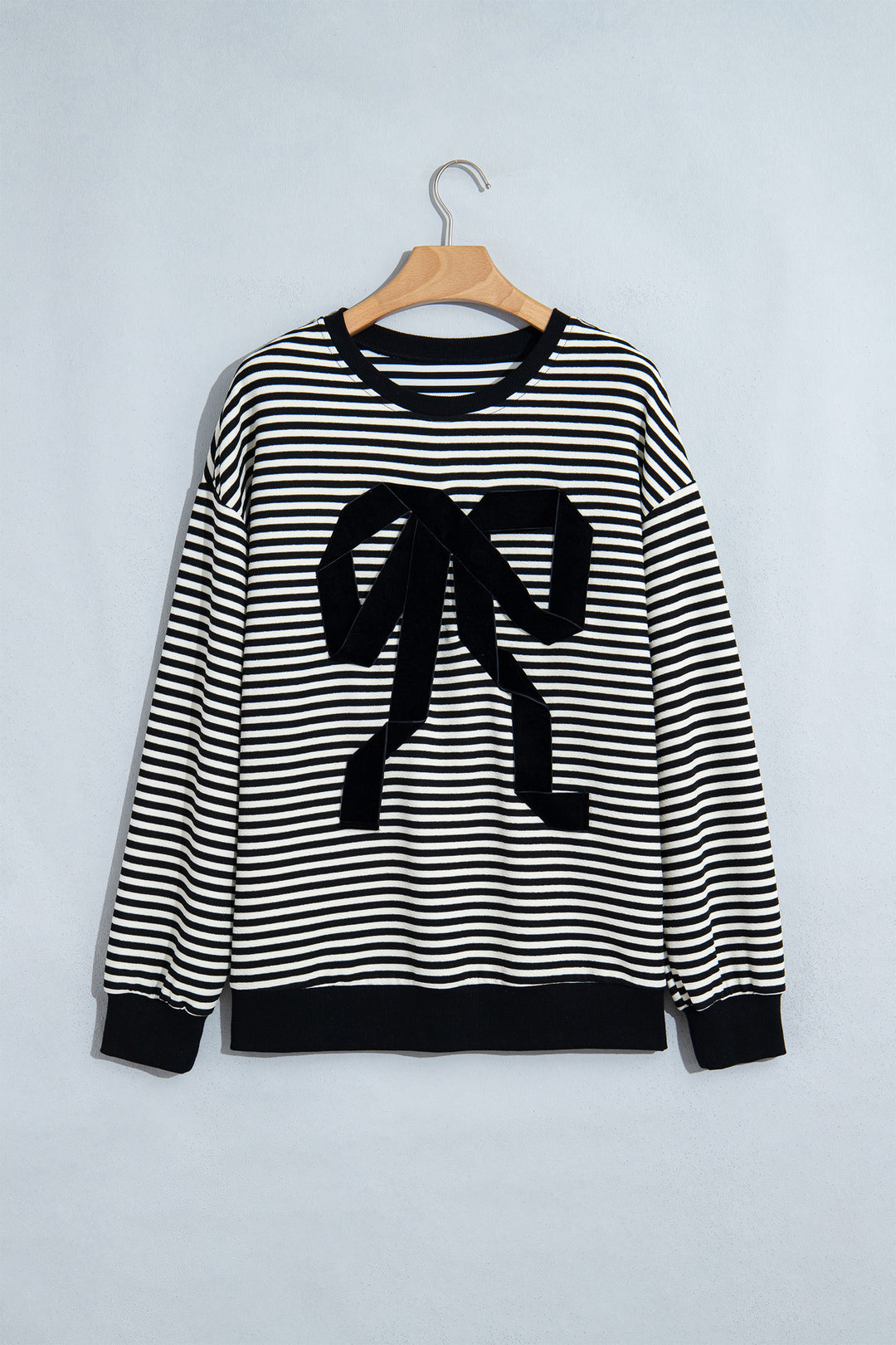 Black Stripe Velvet Bow Pattern Dropped Shoulder Loose Sweatshirt