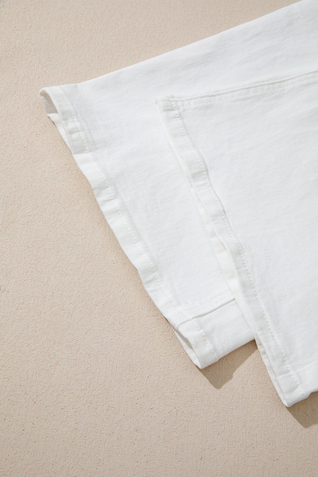White Solid Color Loose Casual Jeans