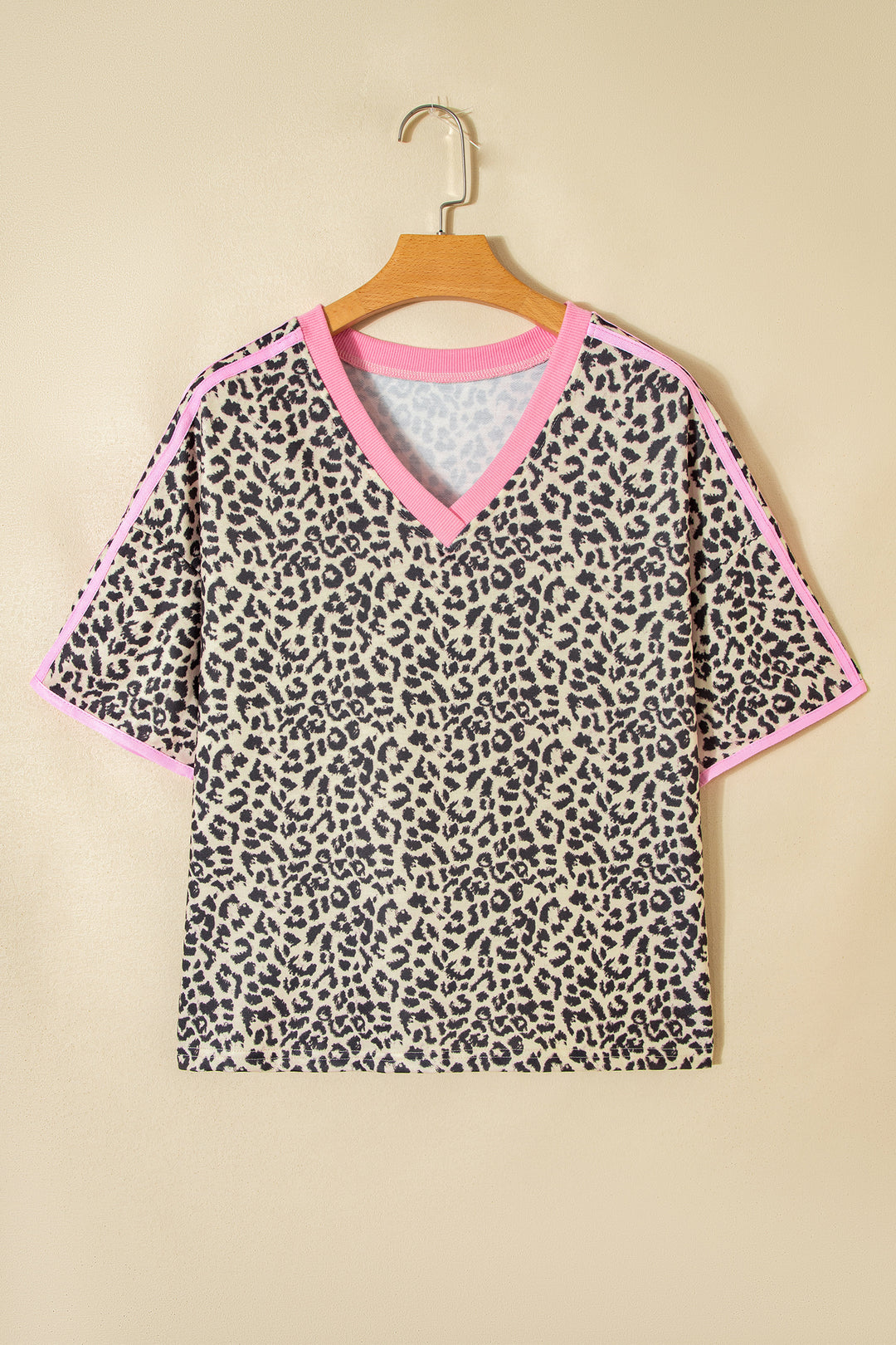 Contrast V Neck Varsity Short Sleeve Leopard Top