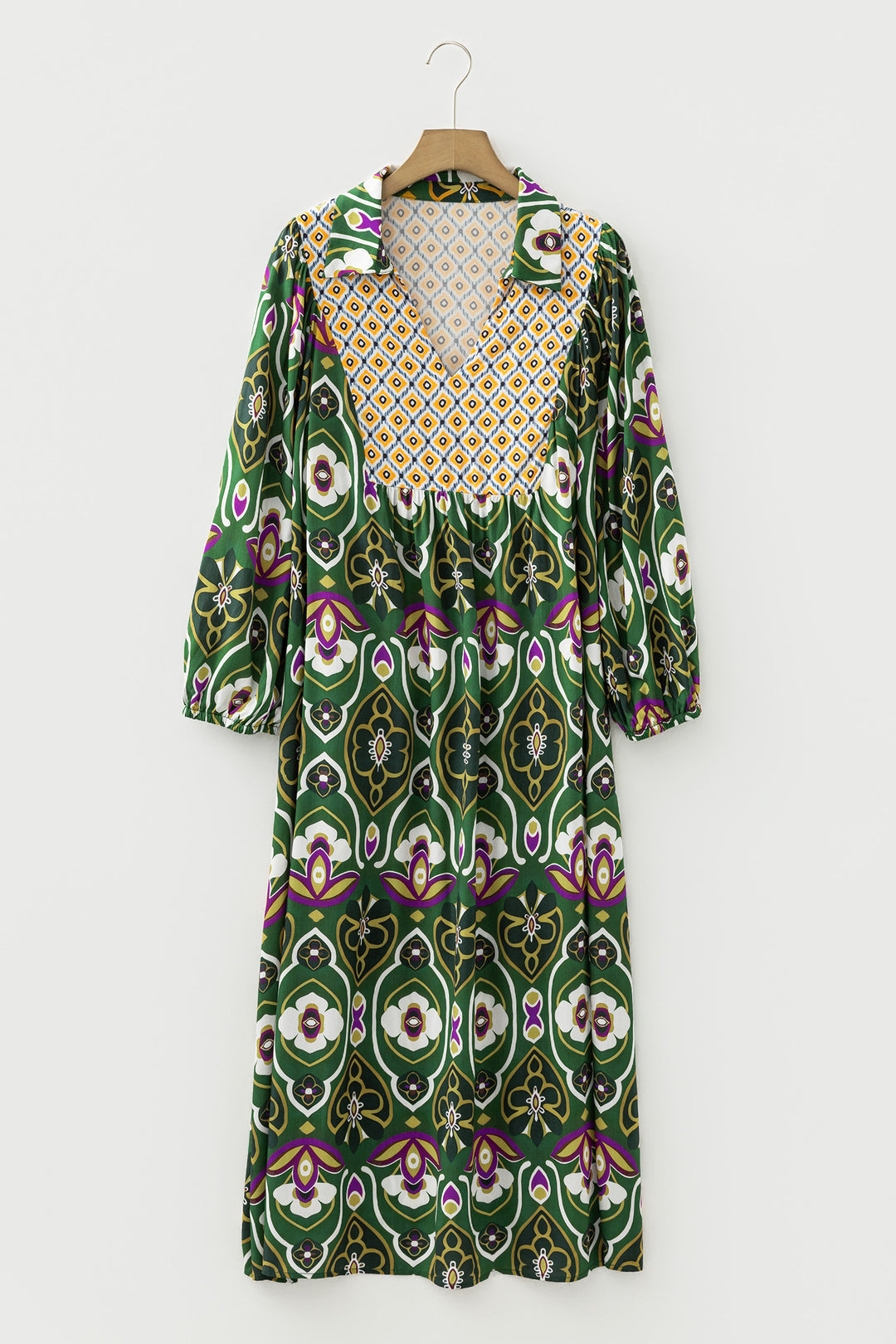 Green Plus Size Mixed Floral Patchwork V Neck Bracelet Sleeve Maxi Dress