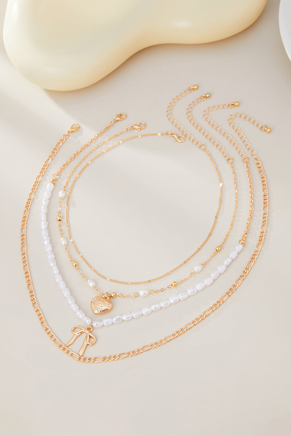 Bow Heart Pendant Pearl Chaining Plated Necklace