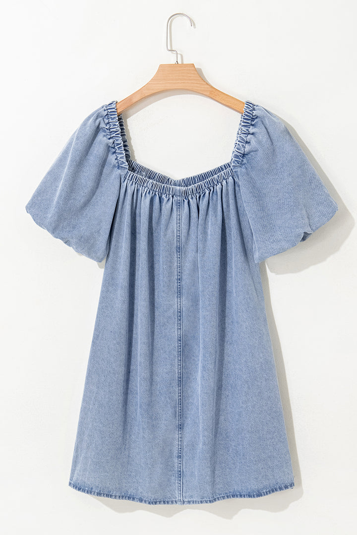 Robe babydoll en jean à manches bouffantes et col carré