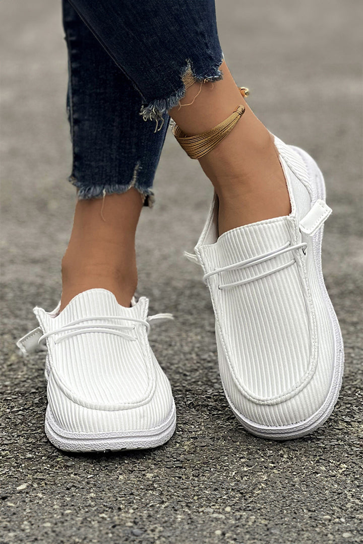 Slipper mit geripptem Schnürdekor