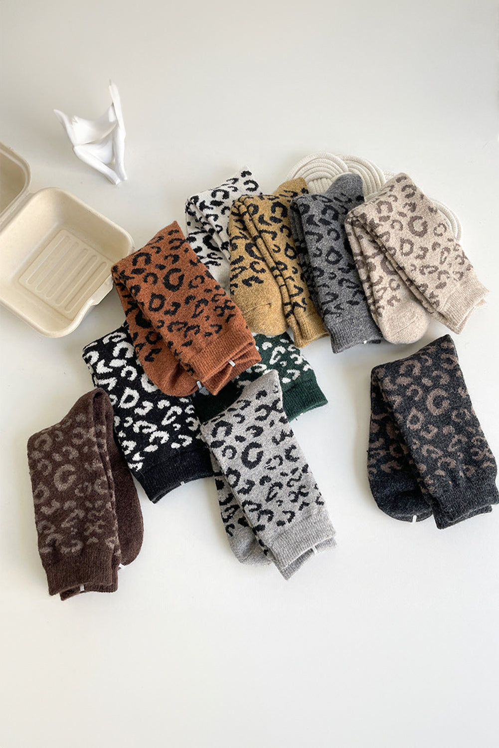 Schlauchsocken mit Leopardenmuster und geripptem Rand