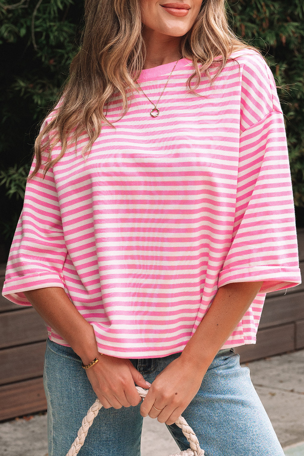 T-shirt ample à manches larges et découpes dans le dos avec nœud papillon