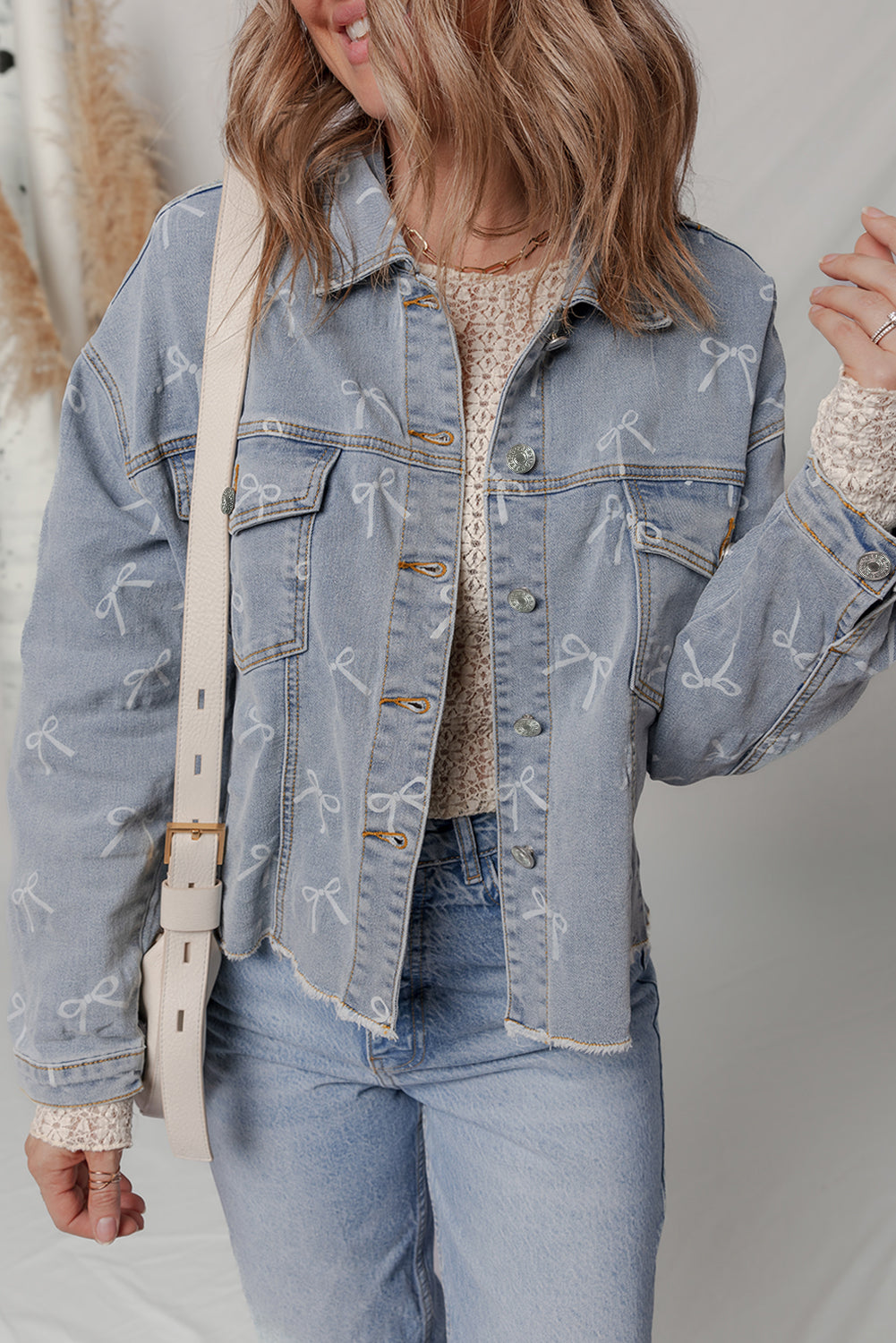 Bow Knot Print Light Wash Raw Hem Denim Jacket